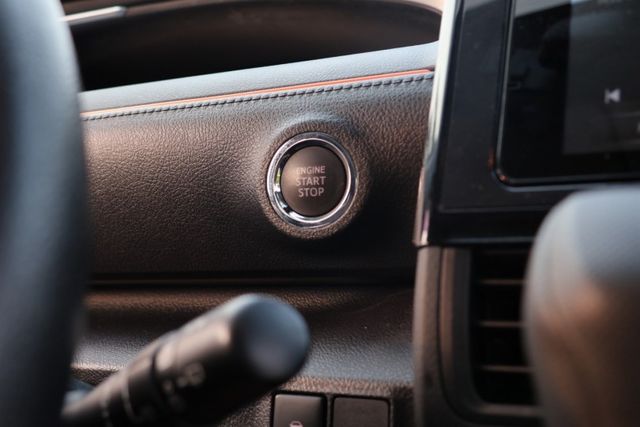一手車/小改款/單側電滑門/豪華+  第12張相片