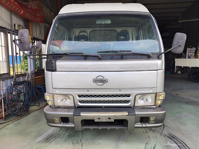 ☑️便宜☑️六輪貨車☑️三噸半☑️大空間☑️工作好幫手☑高負載能力☑數量稀少☑可貸款  第2張相片