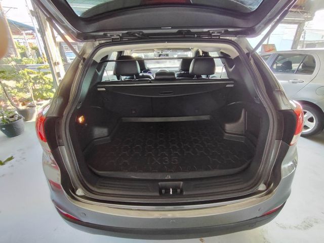 ☑️原廠保養☑全景天窗☑認證車☑2.4汽油☑頂級旗艦版☑大空間SUV☑車頂行李架☑電動椅☑恆溫☑方向盤快控鍵☑可全額貸  第17張相片