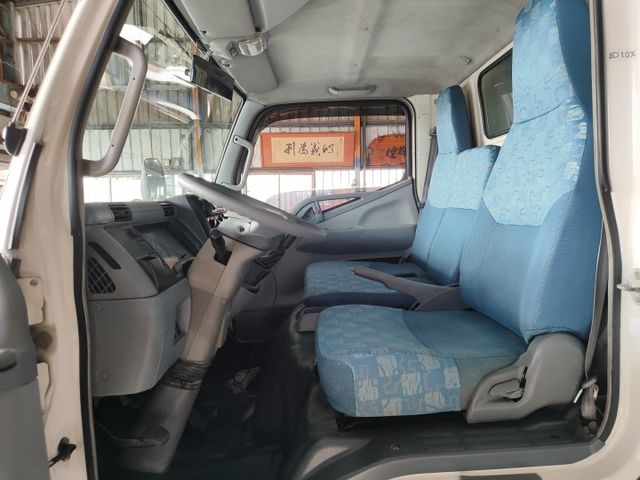 零下-25°C白鐵10公分雙開門厚車廂，保證里程，原版件、車況極佳，保養完善，冷凍性能穩定，實用首選！  第5張相片