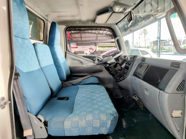 零下-25°C白鐵10公分雙開門厚車廂，保證里程，原版件、車況極佳，保養完善，冷凍性能穩定，實用首選！  第6張相片