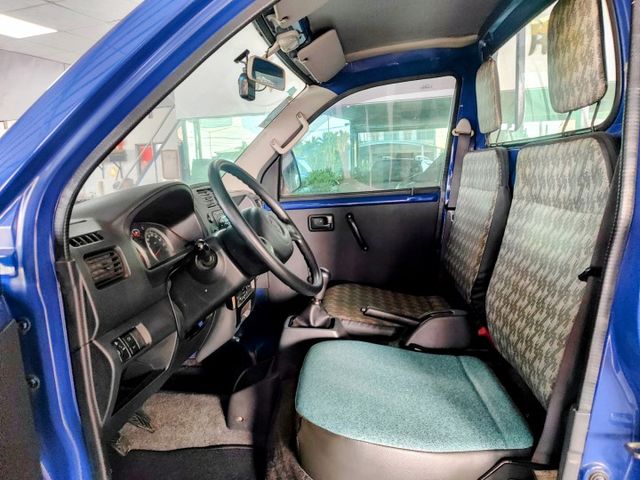 實跑 25 萬公里，車況良好，內裝舒適，無待修。耐用省油，適合運輸需求，便宜售出，入手超划算！  第10張相片