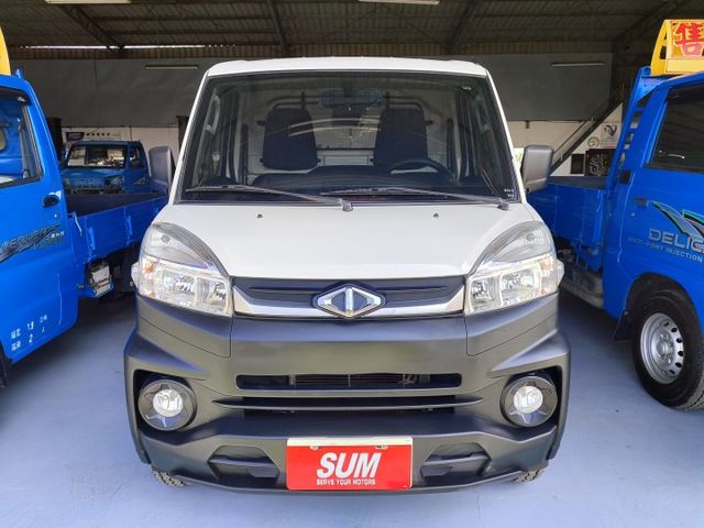 原漆原版件、車況超好，動力穩定保養完善，實用耐載好開，可貸款輕鬆入手！  第2張相片