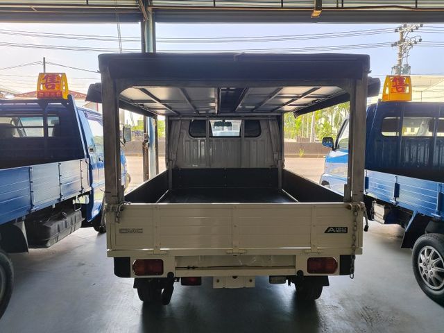 原漆原版件、車況超好，動力穩定保養完善，實用耐載好開，可貸款輕鬆入手！  第10張相片