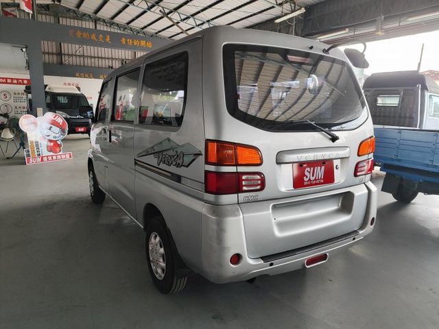 2010年八人座廂型車，空間大好運用，載人載貨兩相宜，車況穩定好開，平價實惠首選，家庭、商用都適合，輕鬆滿足多元需求！  第7張相片