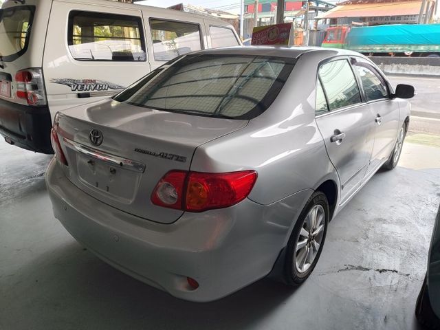 平價代步車，車況穩定好開，保養簡單耐用省油，通勤代步實用首選，售價只要8萬8，小資族輕鬆入手！  第7張相片