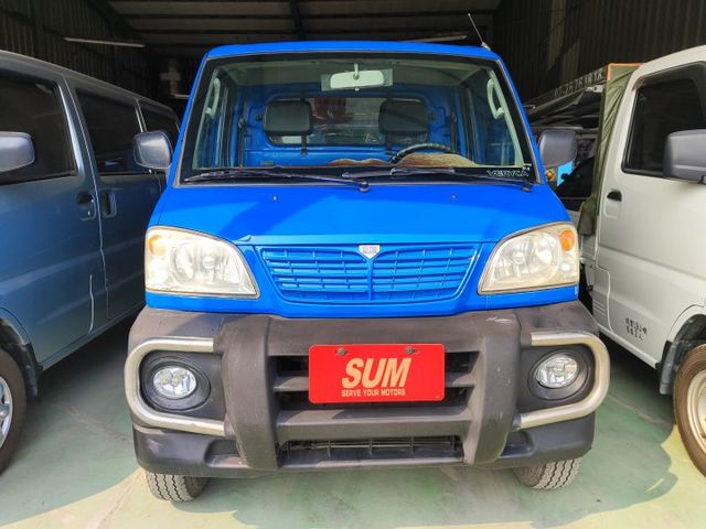 雙層尾門設計，上下貨方便省力，車況良好保養完善，小貨車靈活好開，載貨工作實用耐操！  第2張相片