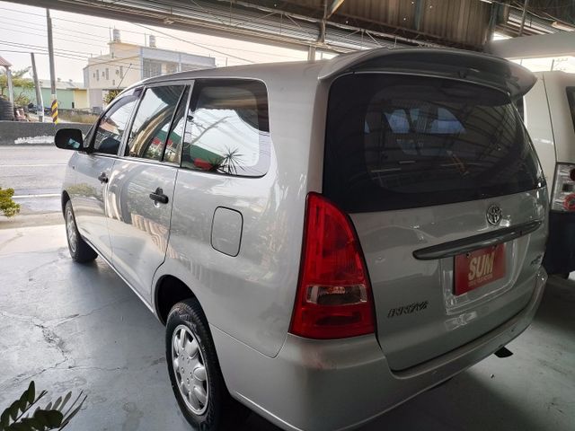 空間寬敞好乘坐，載人載貨都方便，車況穩定耐用，家庭與商用皆適合的實用廂型車！  第12張相片