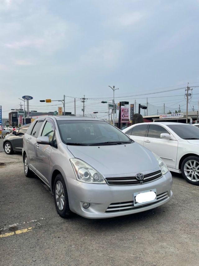 TOYOTA豐田 WISH  第6張相片