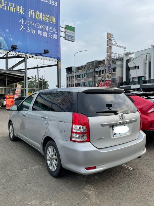 TOYOTA豐田 WISH  第7張相片