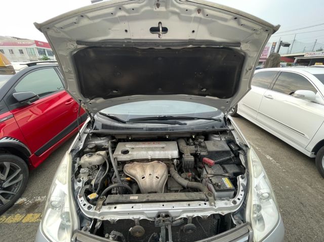 TOYOTA豐田 WISH  第8張相片