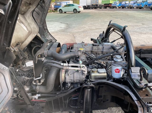 MITSUBISHI三菱 CANTER  第7張相片