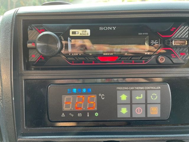 MITSUBISHI三菱 CANTER  第13張相片
