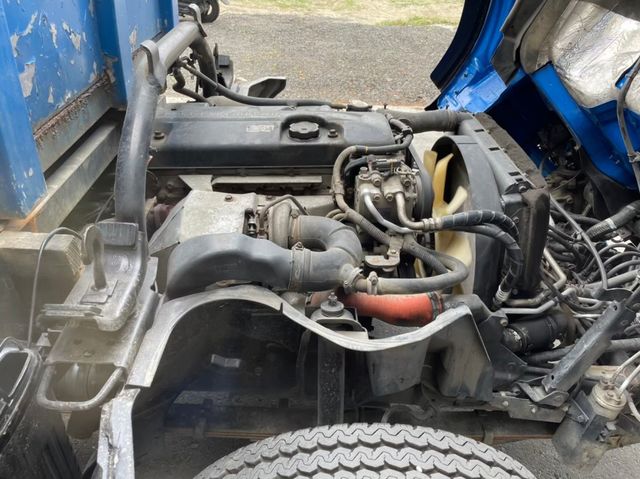 MITSUBISHI三菱 CANTER  第7張相片