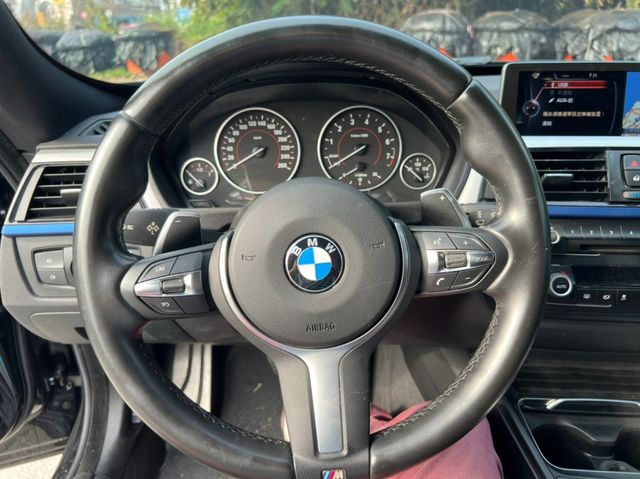 BMW寶馬 320I GT  第5張相片