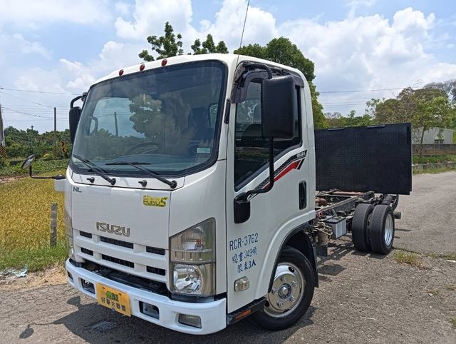 ISUZU五十鈴 ELF  第1張相片