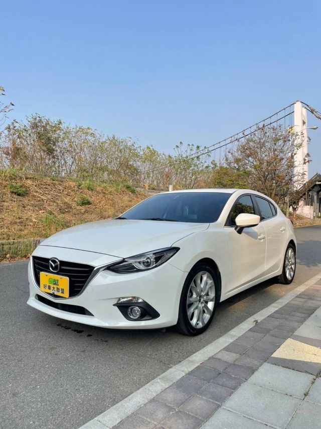 MAZDA馬自達 MAZDA 3  第1張相片