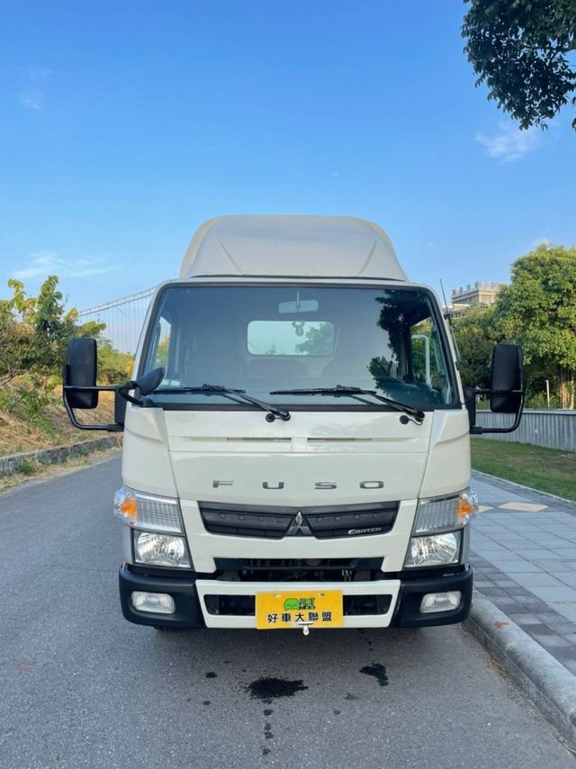 MITSUBISHI三菱 CANTER  第3張相片