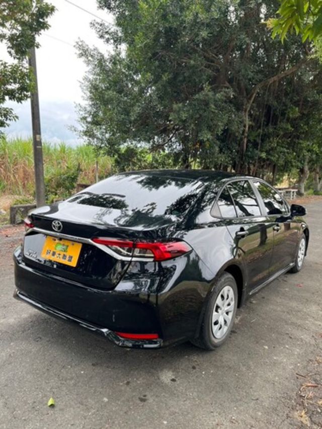 TOYOTA豐田 ALTIS  第2張相片