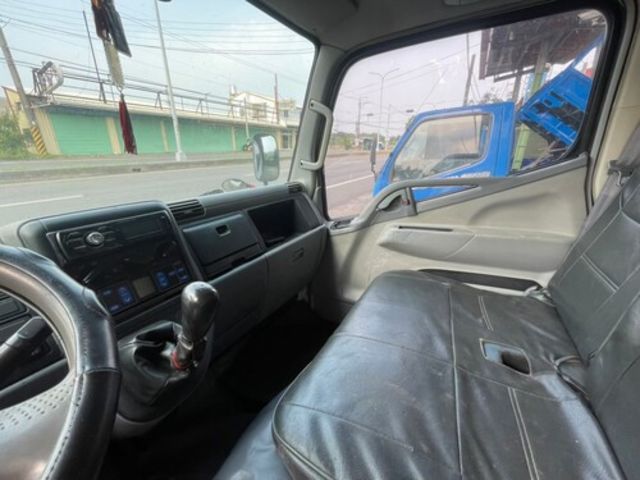 MITSUBISHI三菱 CANTER  第8張相片