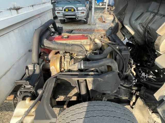 HINO日野 300  第6張相片