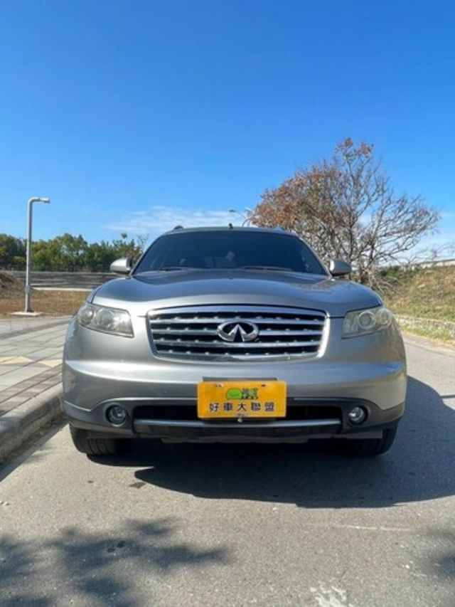 INFINITI無限 FX35  第3張相片