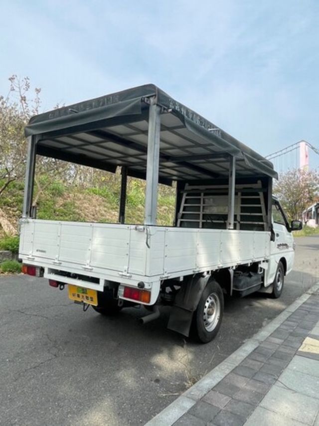 MITSUBISHI三菱 DELICA  第2張相片