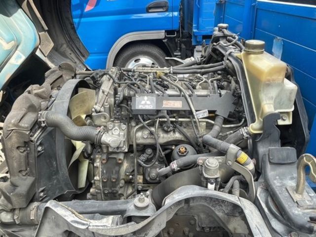 MITSUBISHI三菱 CANTER  第7張相片