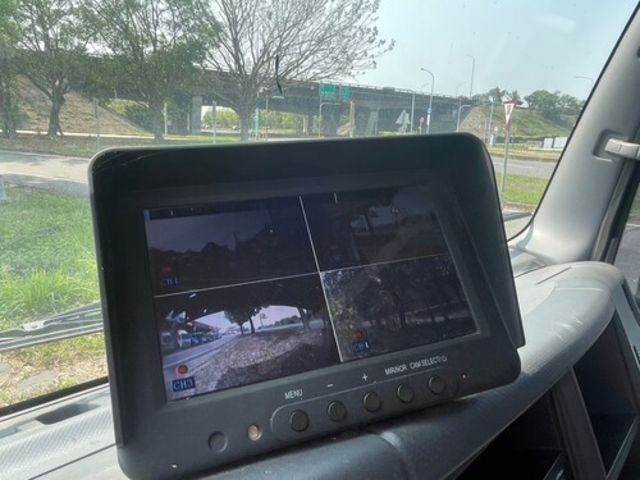 ISUZU五十鈴 ELF  第9張相片