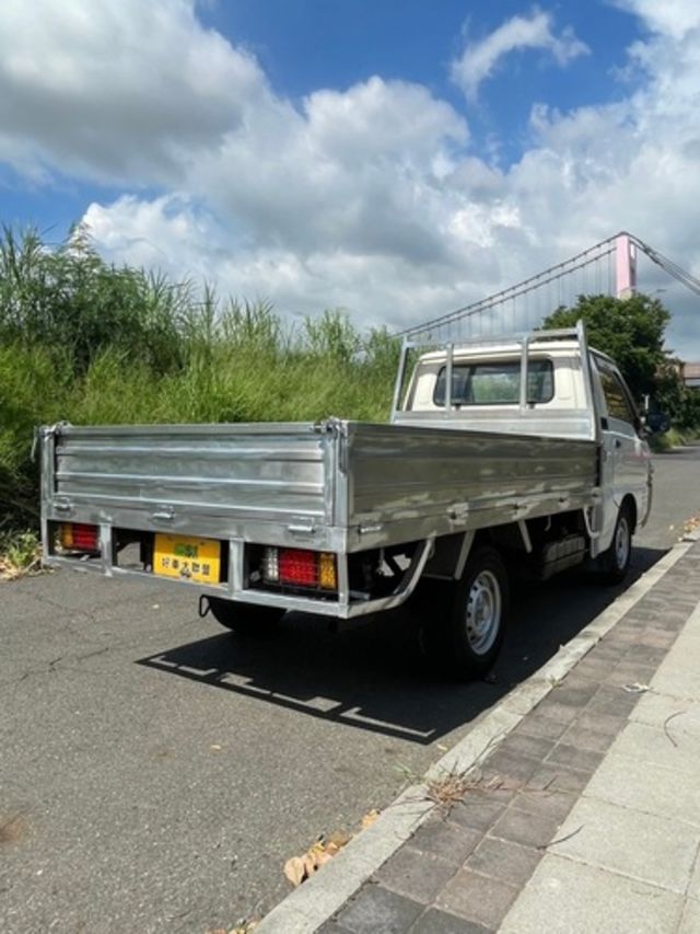 MITSUBISHI三菱 DELICA  第4張相片