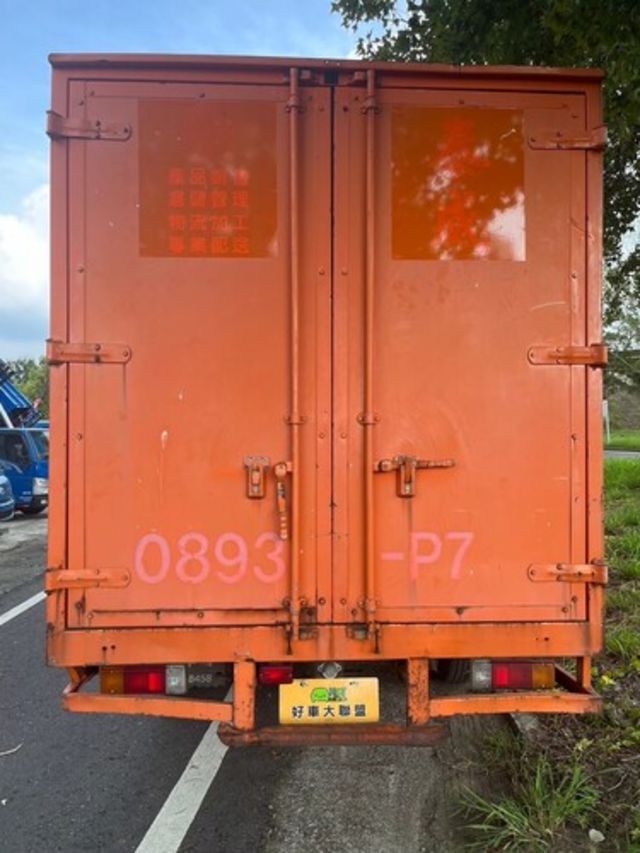 HINO日野 300  第4張相片