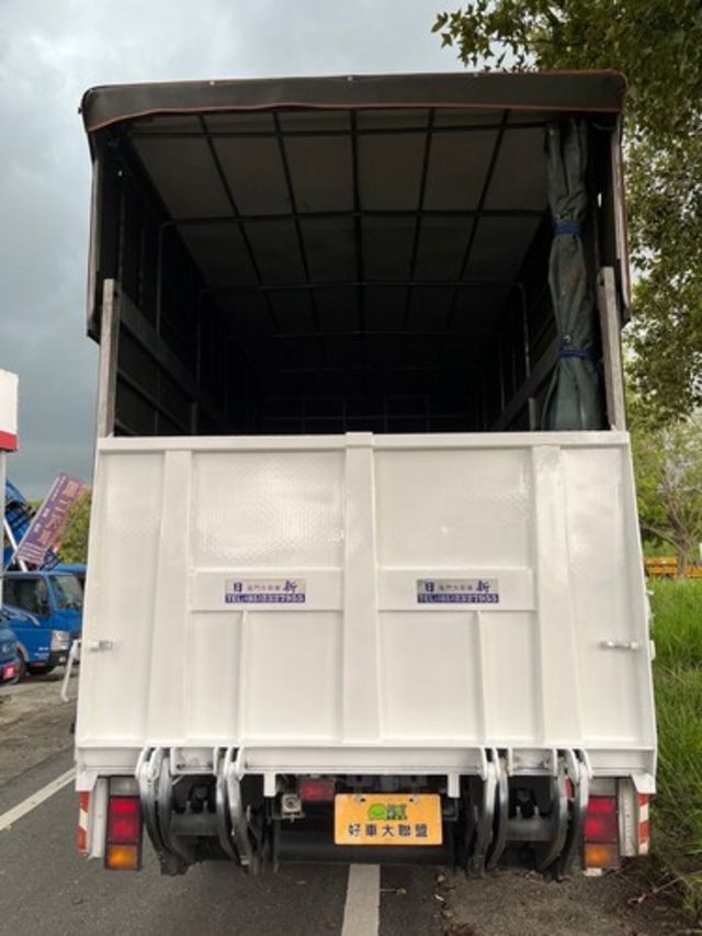ISUZU五十鈴 ELF  第4張相片