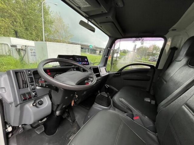 ISUZU五十鈴 ELF  第8張相片