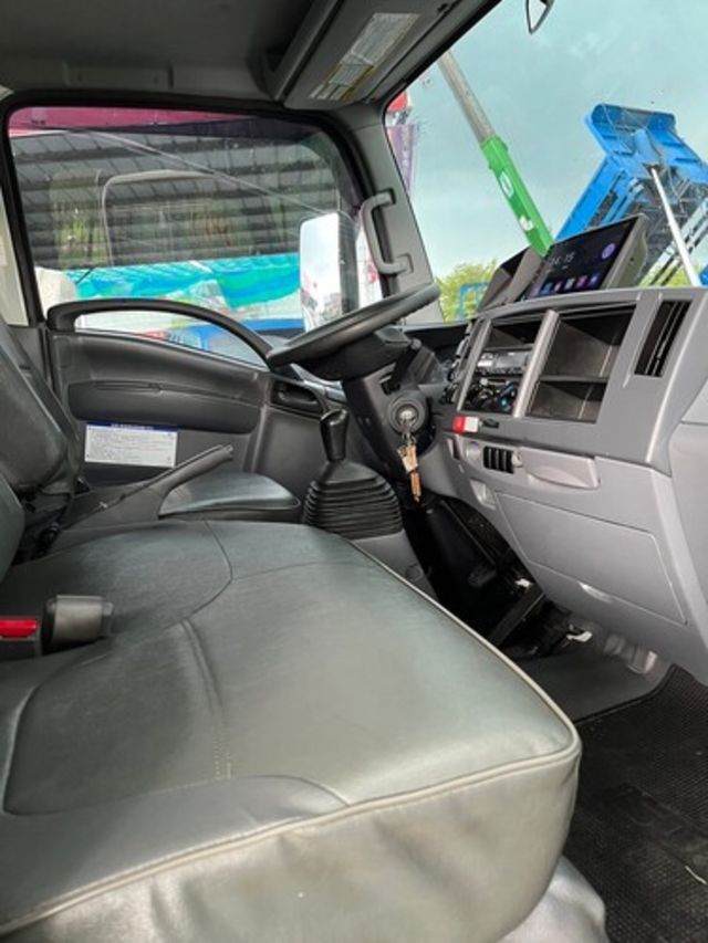ISUZU五十鈴 ELF  第11張相片