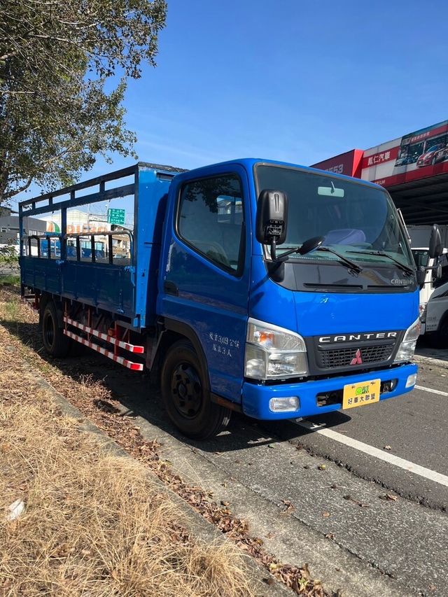 MITSUBISHI三菱 CANTER  第14張相片