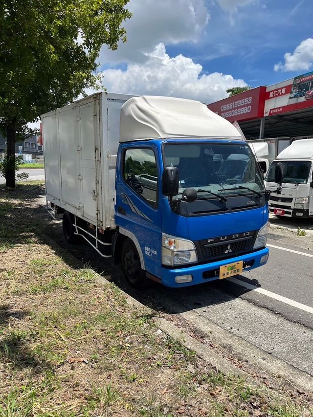 MITSUBISHI三菱 CANTER  第14張相片