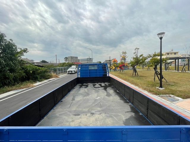 MITSUBISHI三菱 CANTER  第21張相片