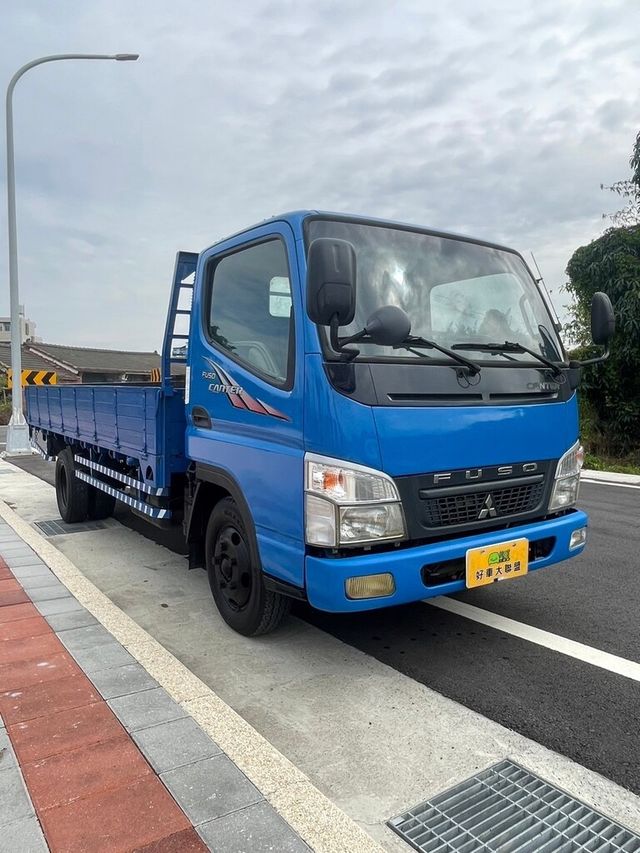 MITSUBISHI三菱 CANTER  第27張相片