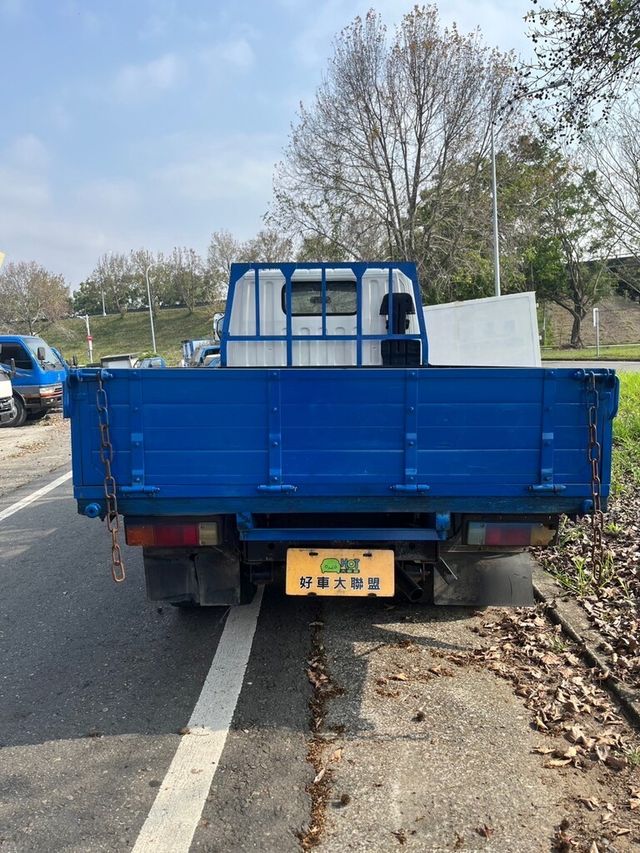 MITSUBISHI三菱 CANTER  第7張相片