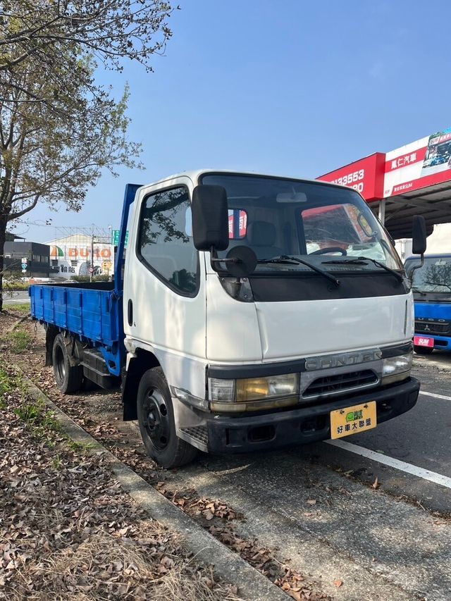 MITSUBISHI三菱 CANTER  第29張相片