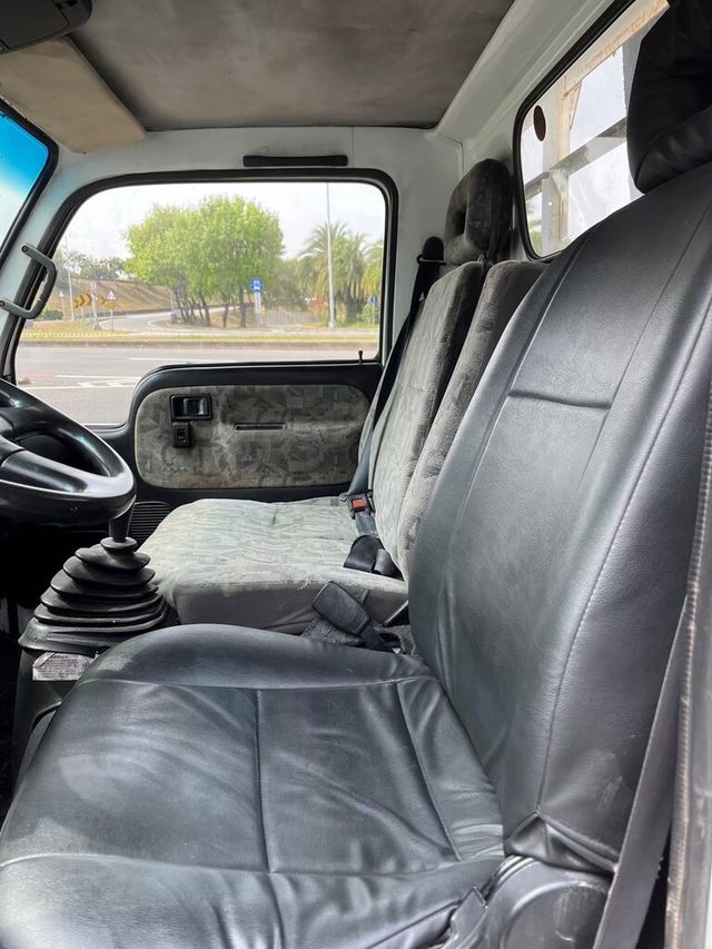 NISSAN日產 CABSTAR  第17張相片