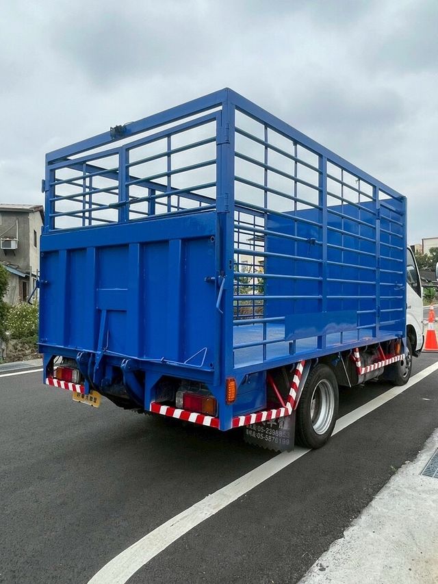 HINO日野 300  第2張相片
