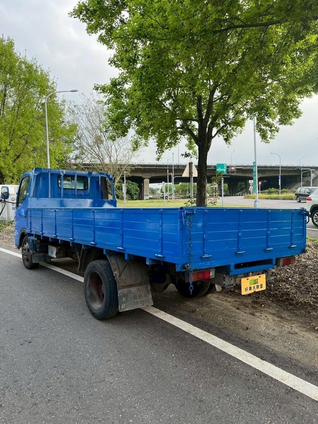 MITSUBISHI三菱 CANTER  第12張相片