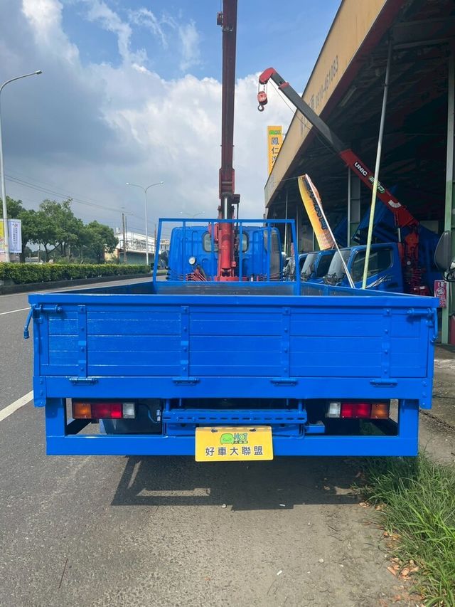 MITSUBISHI三菱 CANTER  第4張相片