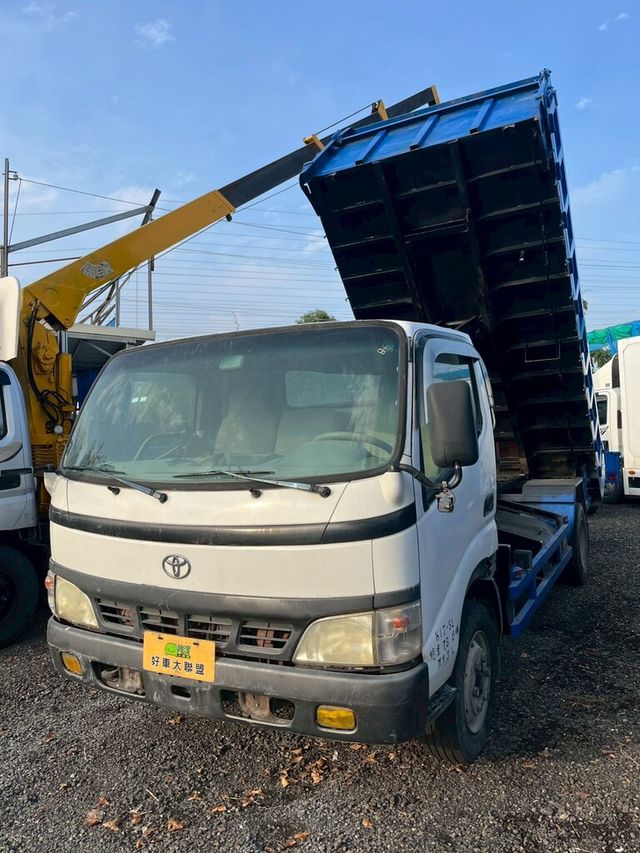 HINO日野 300  第12張相片