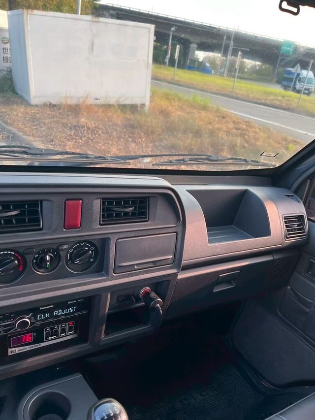 MITSUBISHI三菱 DELICA  第9張相片