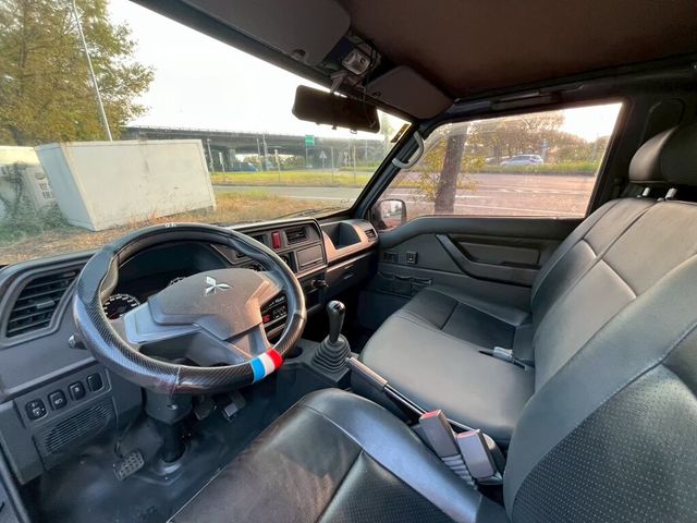 MITSUBISHI三菱 DELICA  第10張相片