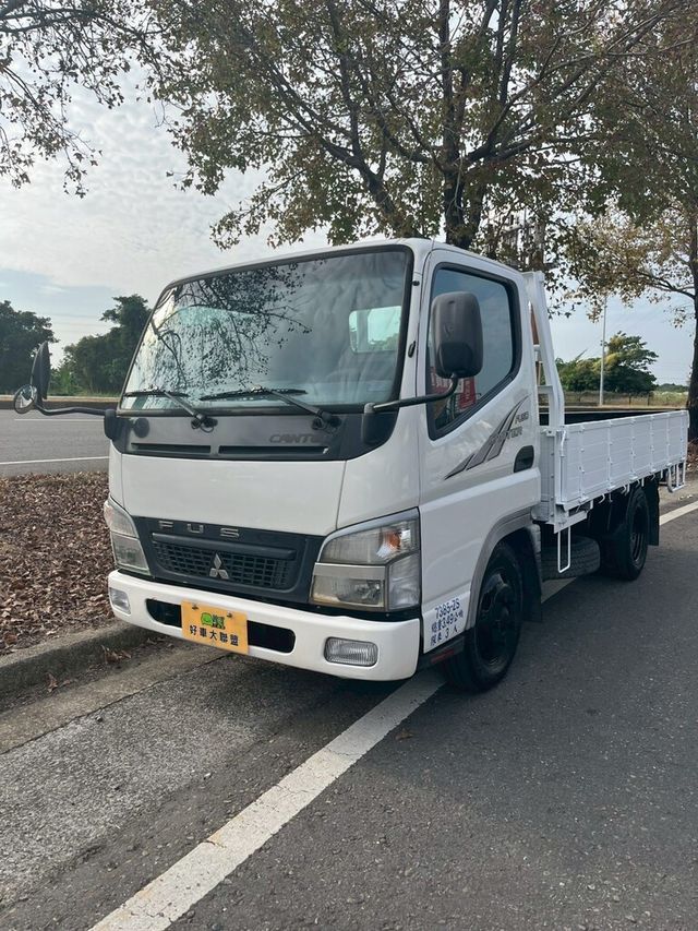 MITSUBISHI三菱 CANTER  第13張相片