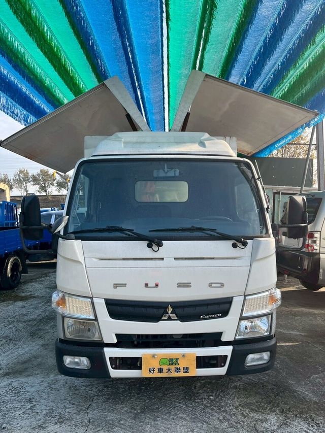 MITSUBISHI三菱 CANTER  第3張相片