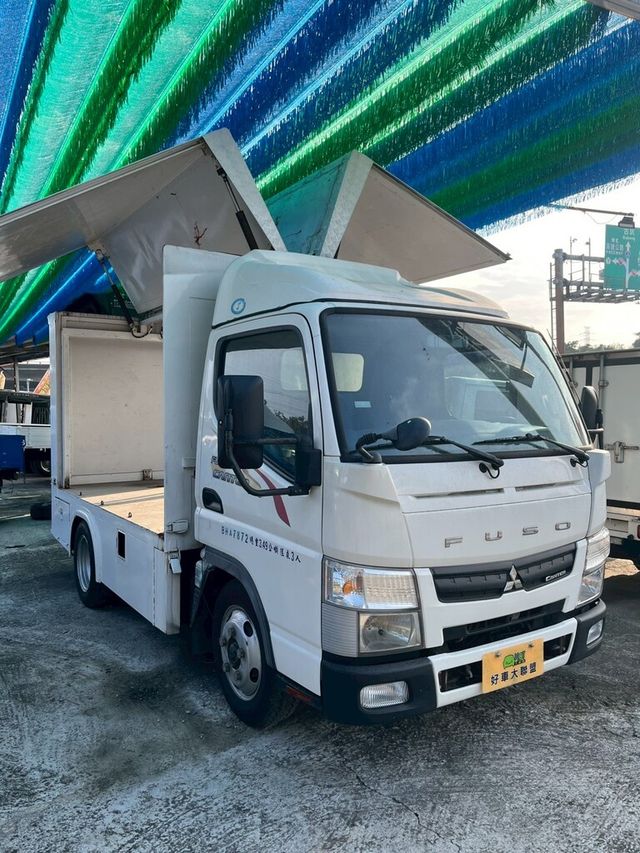 MITSUBISHI三菱 CANTER  第12張相片